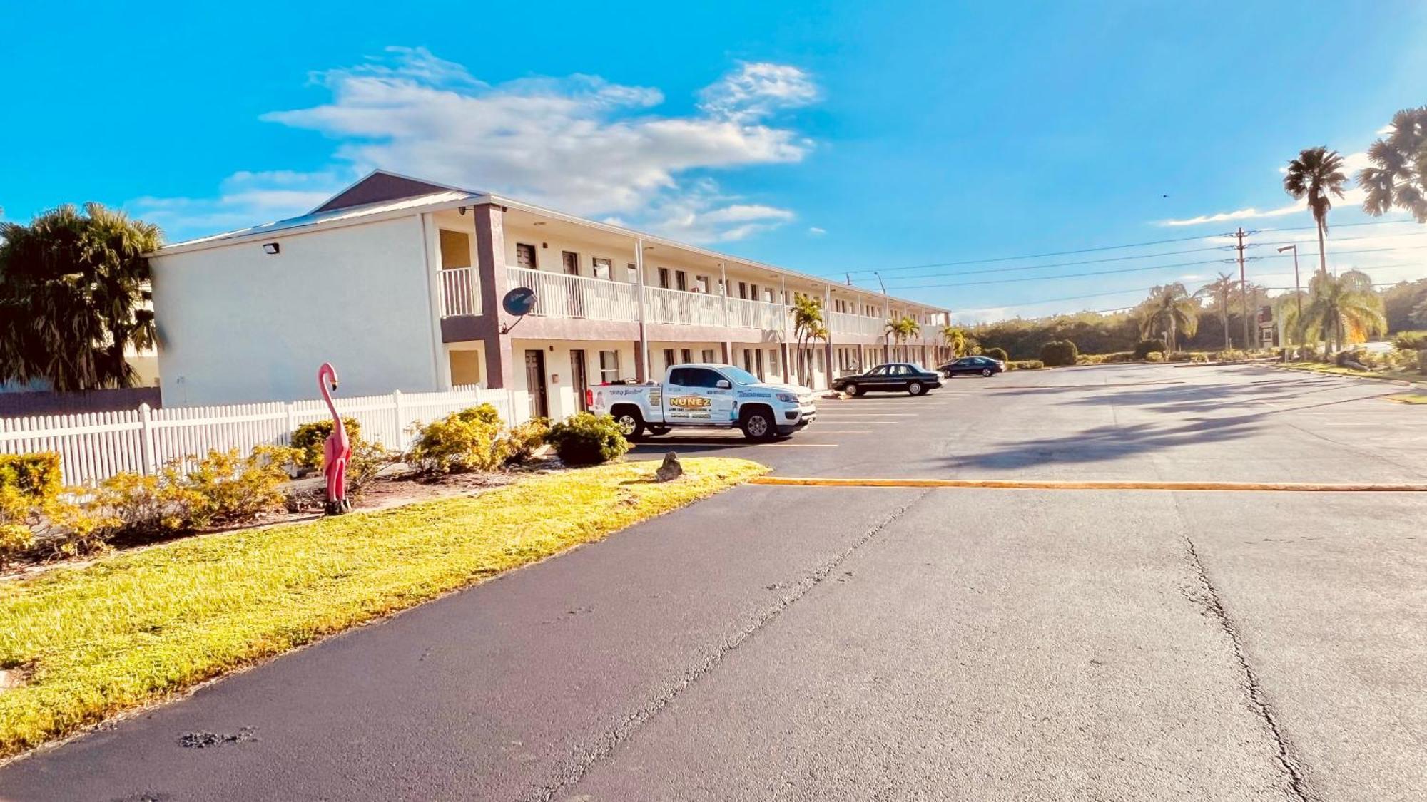 Flamingo Motel Okeechobee Exterior foto